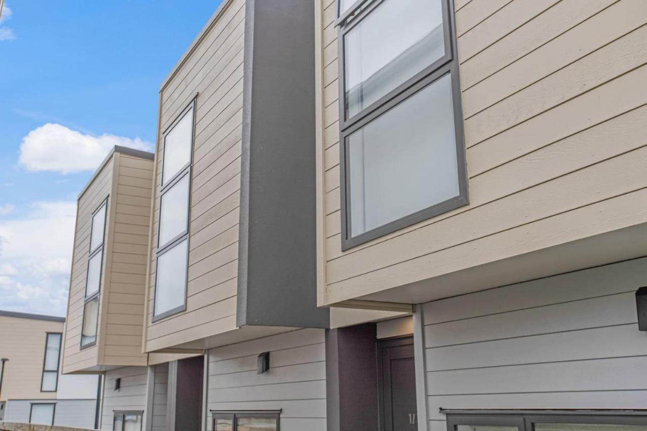 Modern Townhouse close to Airport and Hospital - Bed and Breakfast Auckland