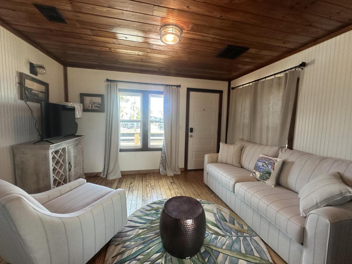 The Historic Gibbs Cottages 7 - Chambres d’hôtes Port Aransas