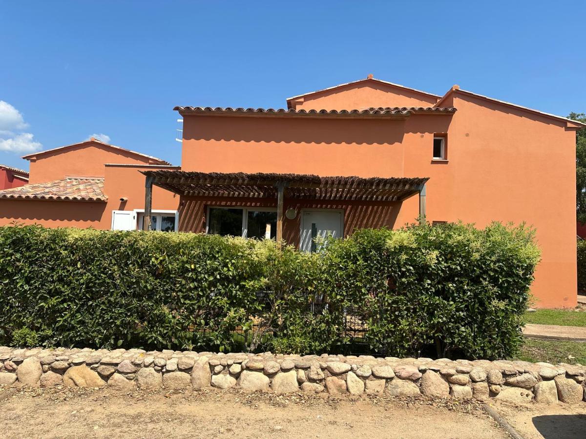 Mini Villa 4-6 pers. Les hameaux de Saint Cyprien - B&B Lecci