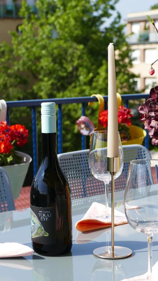 Gizella Terrace by Puskás - B&B Budapest