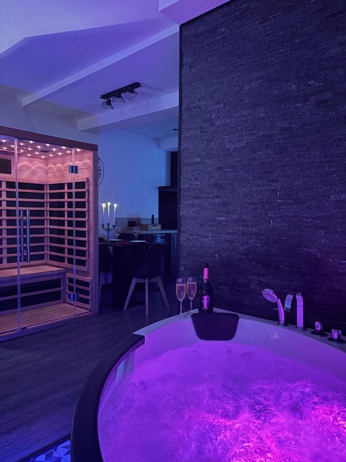 L'instanté - Love Room - B&B
