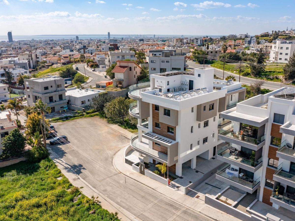 Appartamento con 2 Camere da Letto e Balcone
