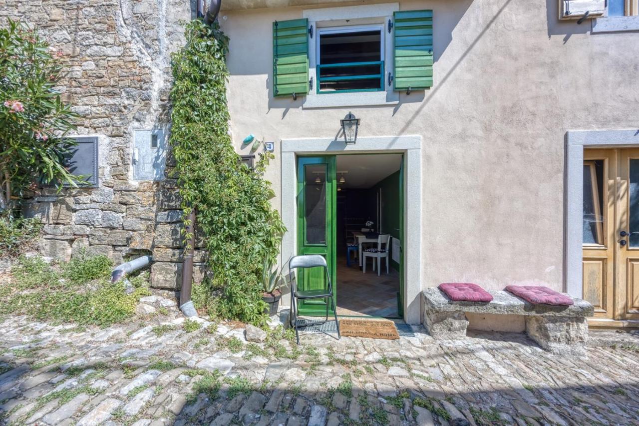 Romantic Casa Amica with Terrace - Bed and Breakfast Motovun
