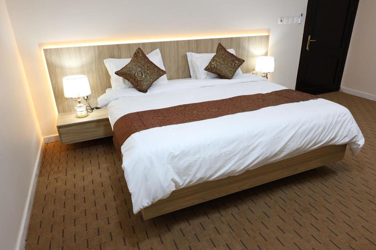 شقة فاخرة للايجار - Bed and Breakfast Al Madīnah