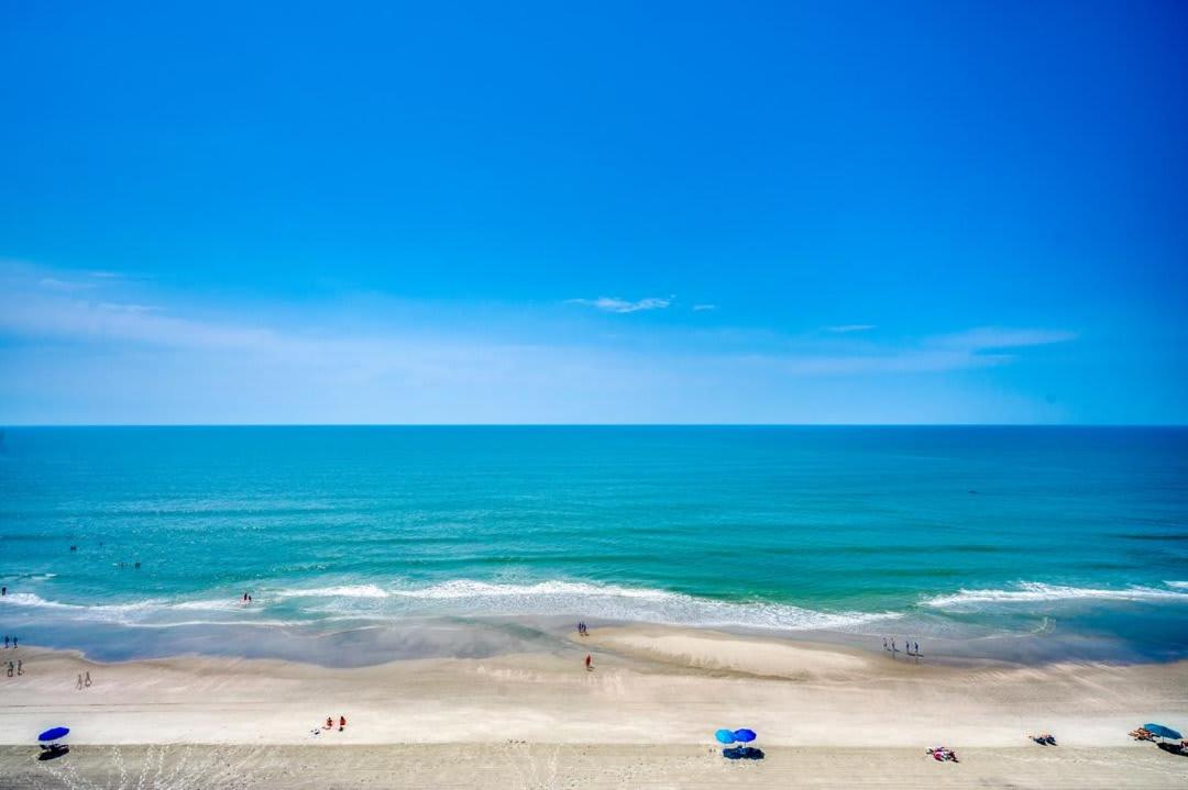 Oceanfront Modern Home w Lazy River and Pools - B&B Myrtle Beach