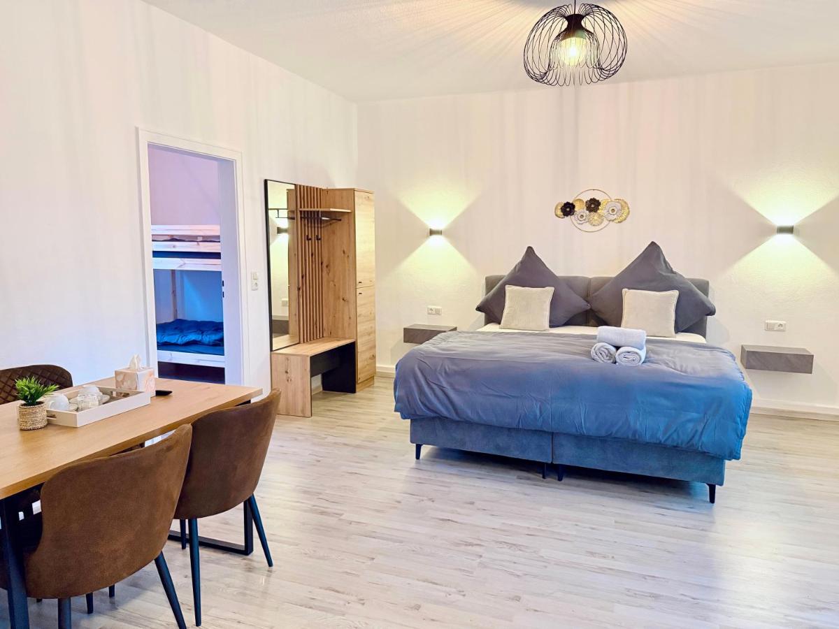 Appartamento Monolocale con 2 Camere da Letto