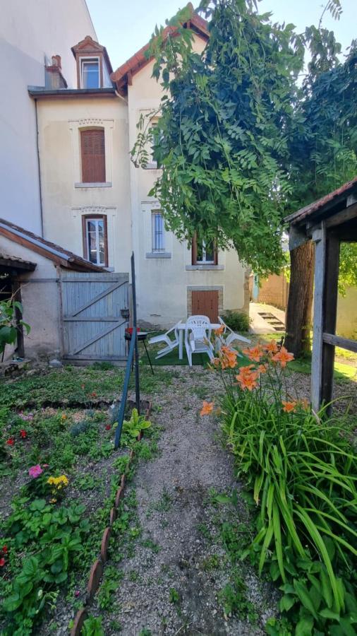 Appartement T5 rénové centre ville - B&B Digione