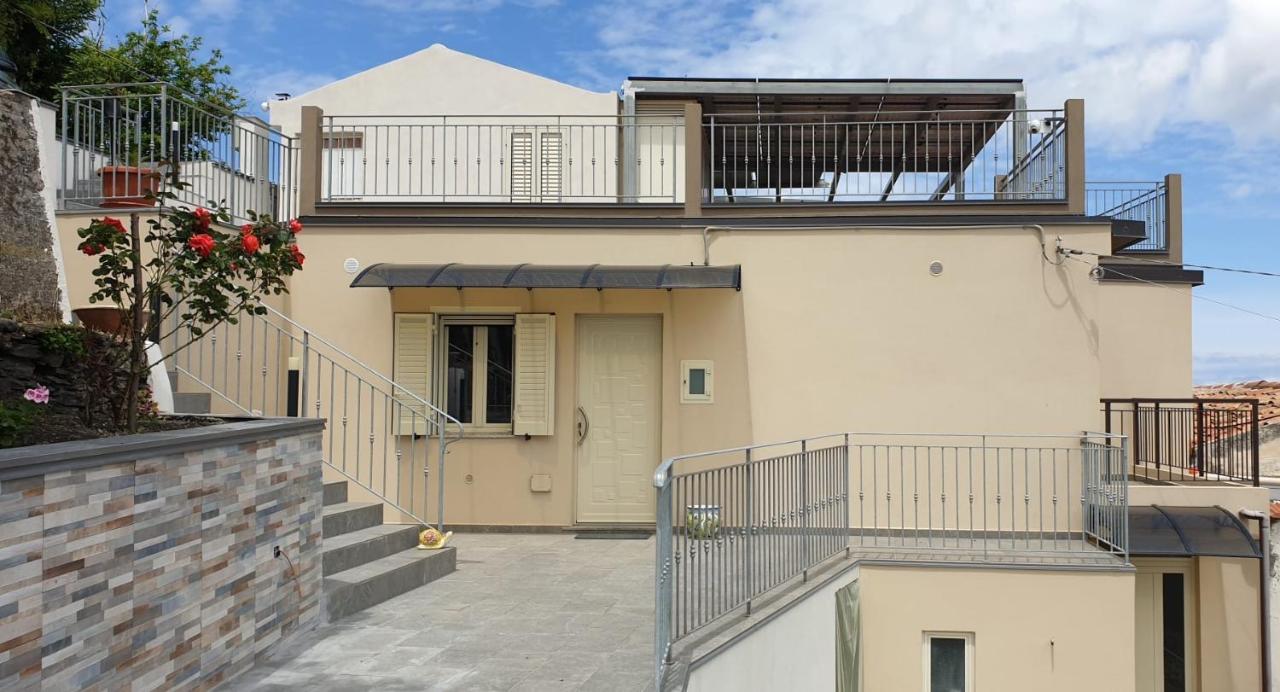 Casa Casaleni - Vista Eolie, a 15 min da Patti e Tindari - B&B Montagnareale