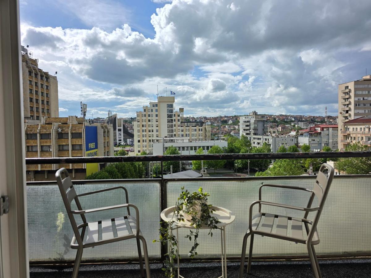 Goldline Residence - Ferienwohnung Pristina
