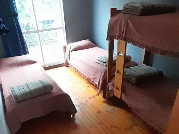 Economy Vierpersoonskamer met Gedeelde Badkamer