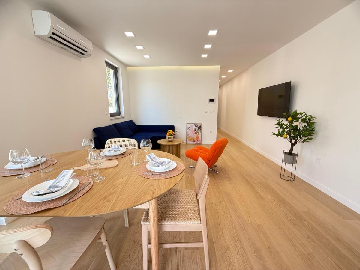 Arborea, luxury apartment with private yard - B&B Zadar