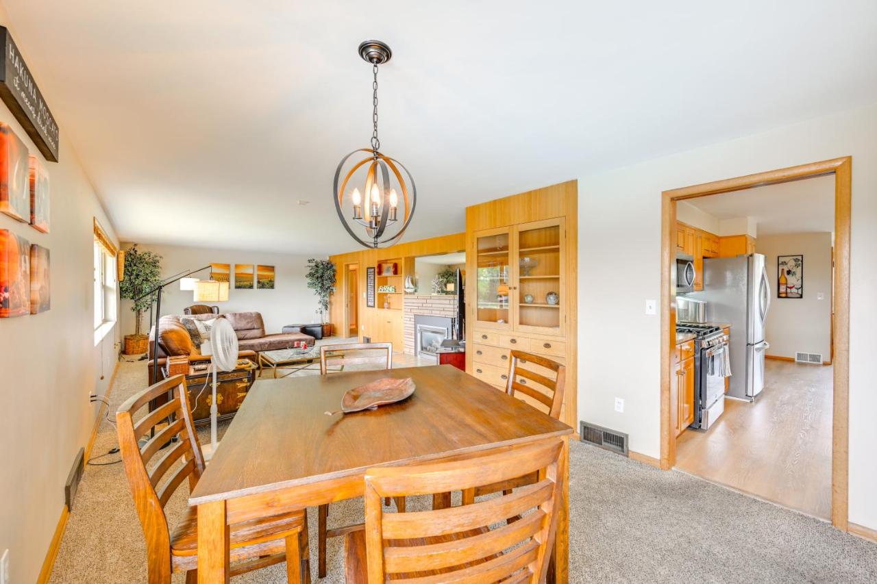 Family-Friendly Yakima Escape with Yard and Pool! - B&B Yakima