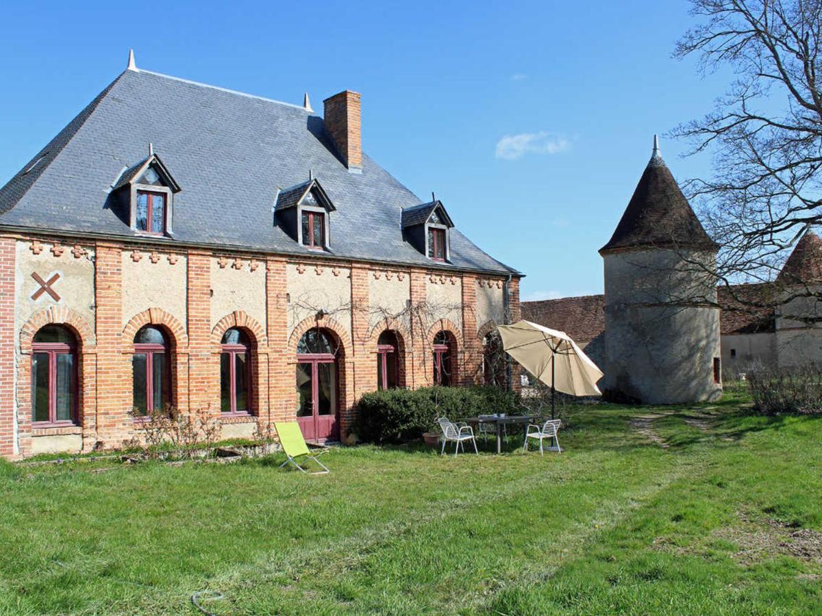 Gîte lumineux avec jardin, près de Vichy, 2 chambres, équipements modernes, draps inclus - FR-1-489-281 - B&B Trézelles