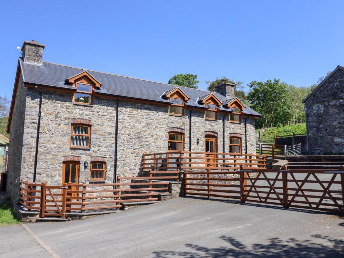 Gwernffridd - B&B Llanbrynmair