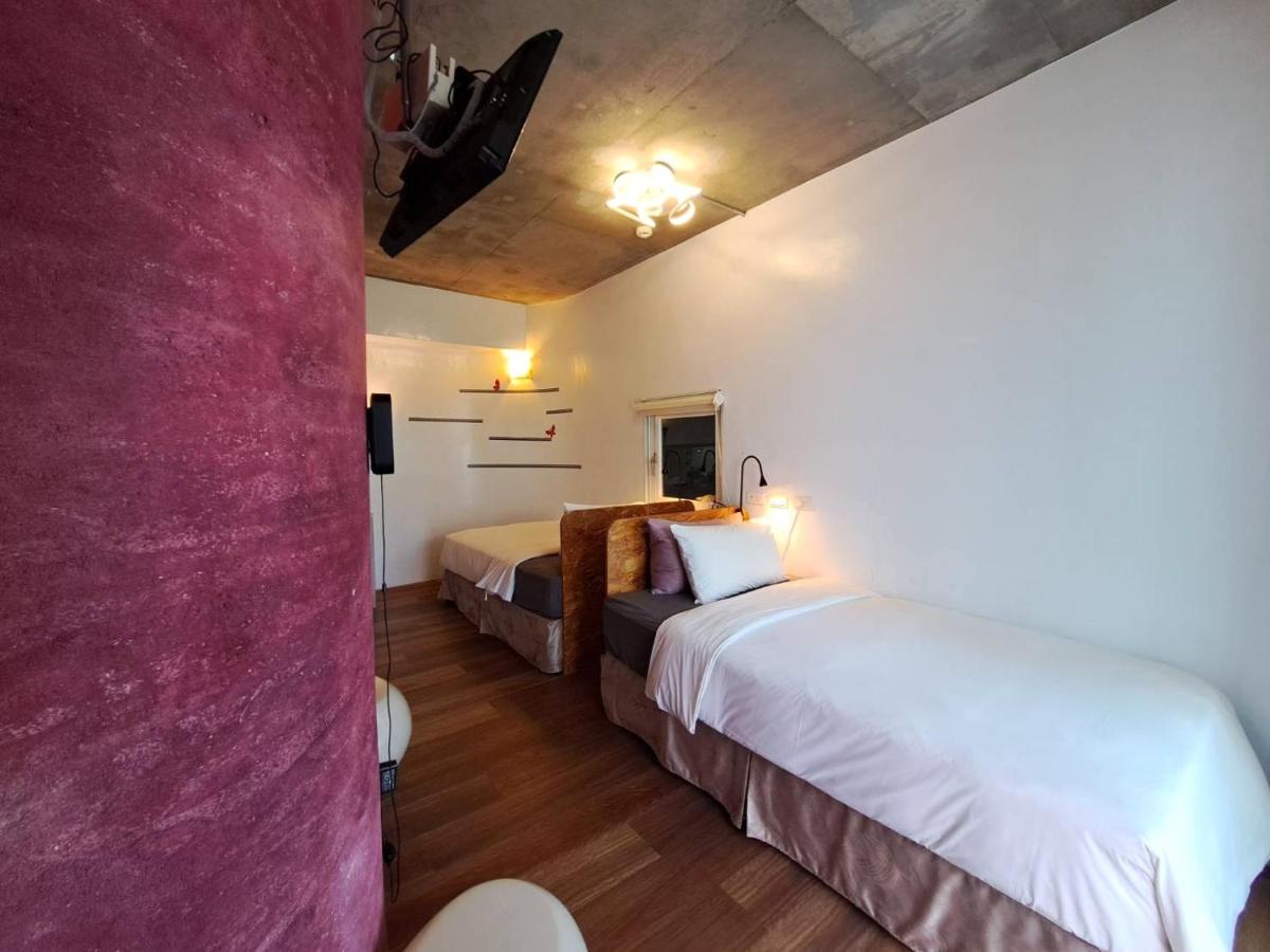 Standard Twin Room with Balcony