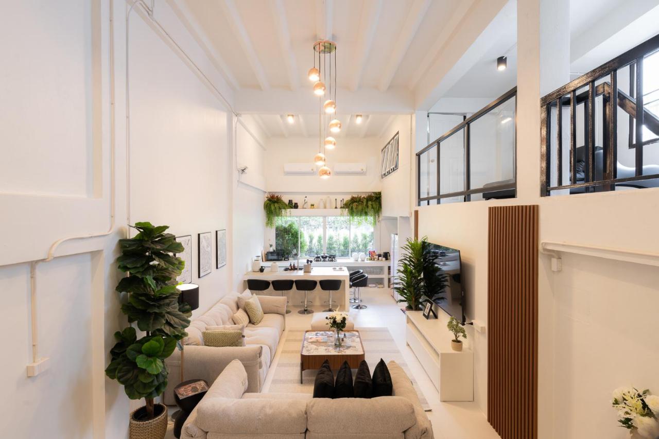 Venus I 7 Bedrooms ן Old City - B&B Chiang Mai