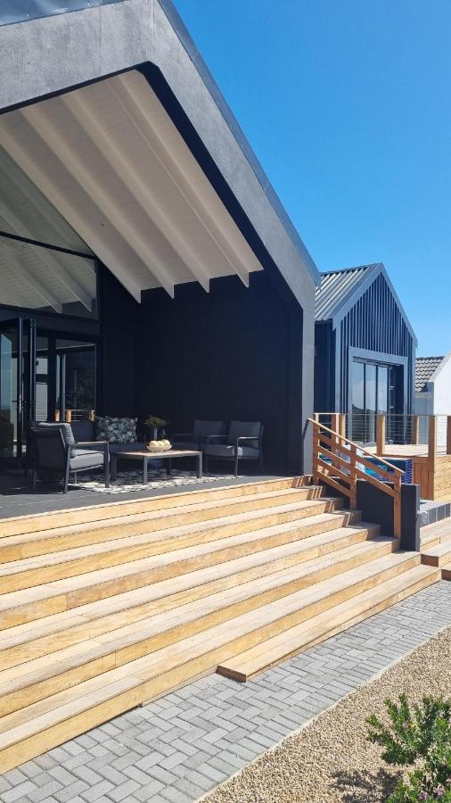 Feather and Tide - B&B Yzerfontein