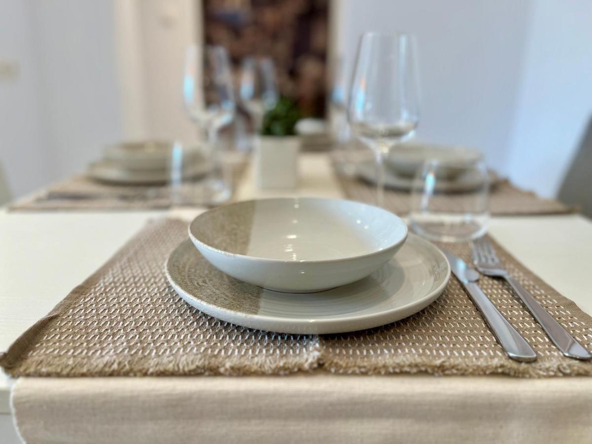 Central 53 Vitosha View 2BD Apartment - Chambres d’hôtes Sofia