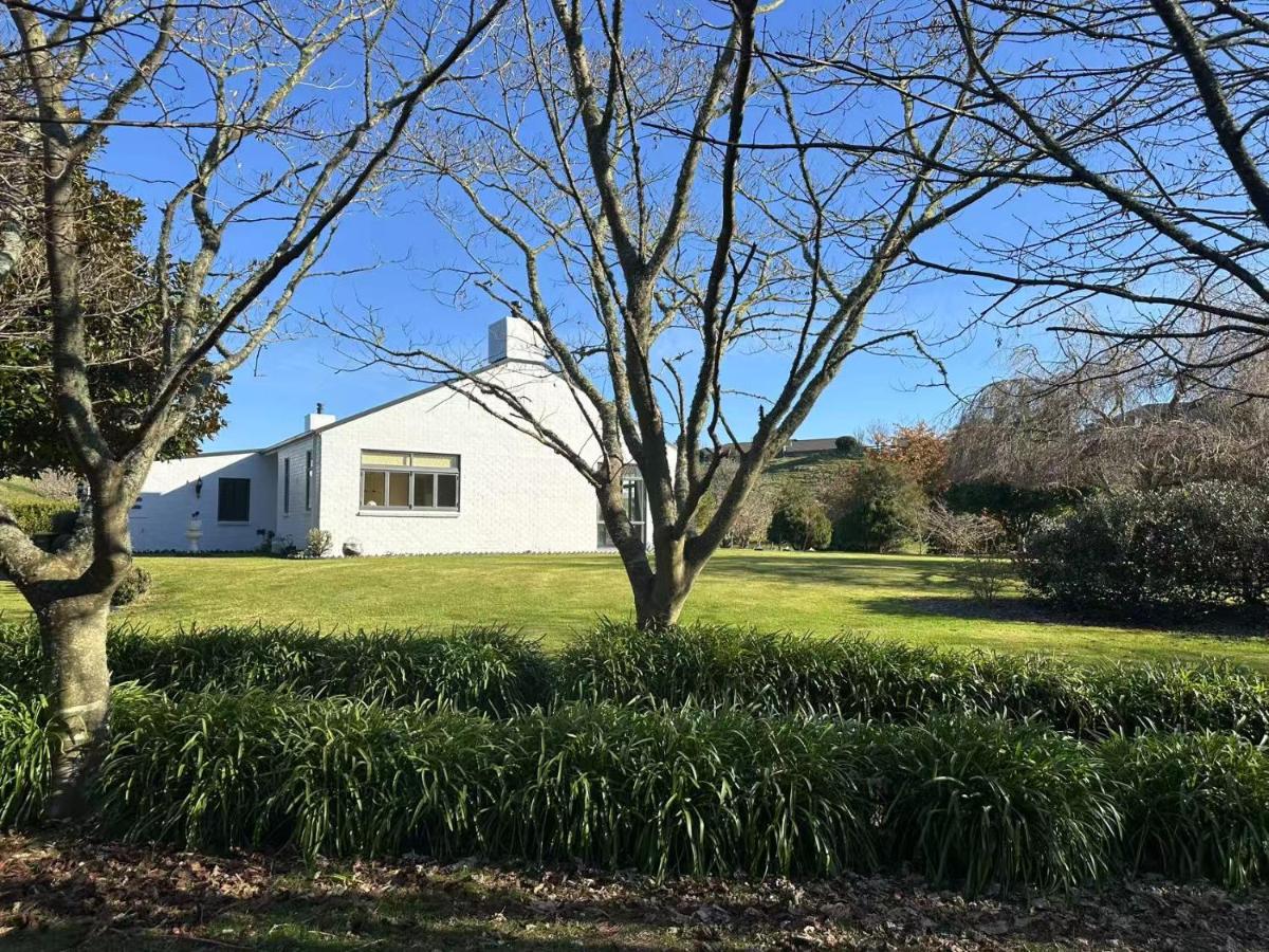 Your paradise villa in Rotorua - Chambres d’hôtes Rotorua
