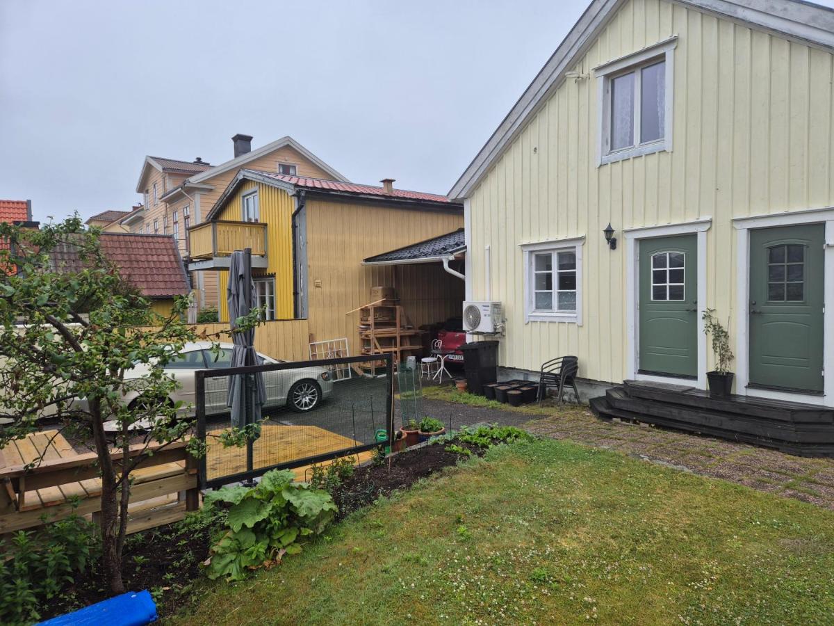 Lägenhet-vindsvåning i centrala öregrund - Chambres d’hôtes Öregrund