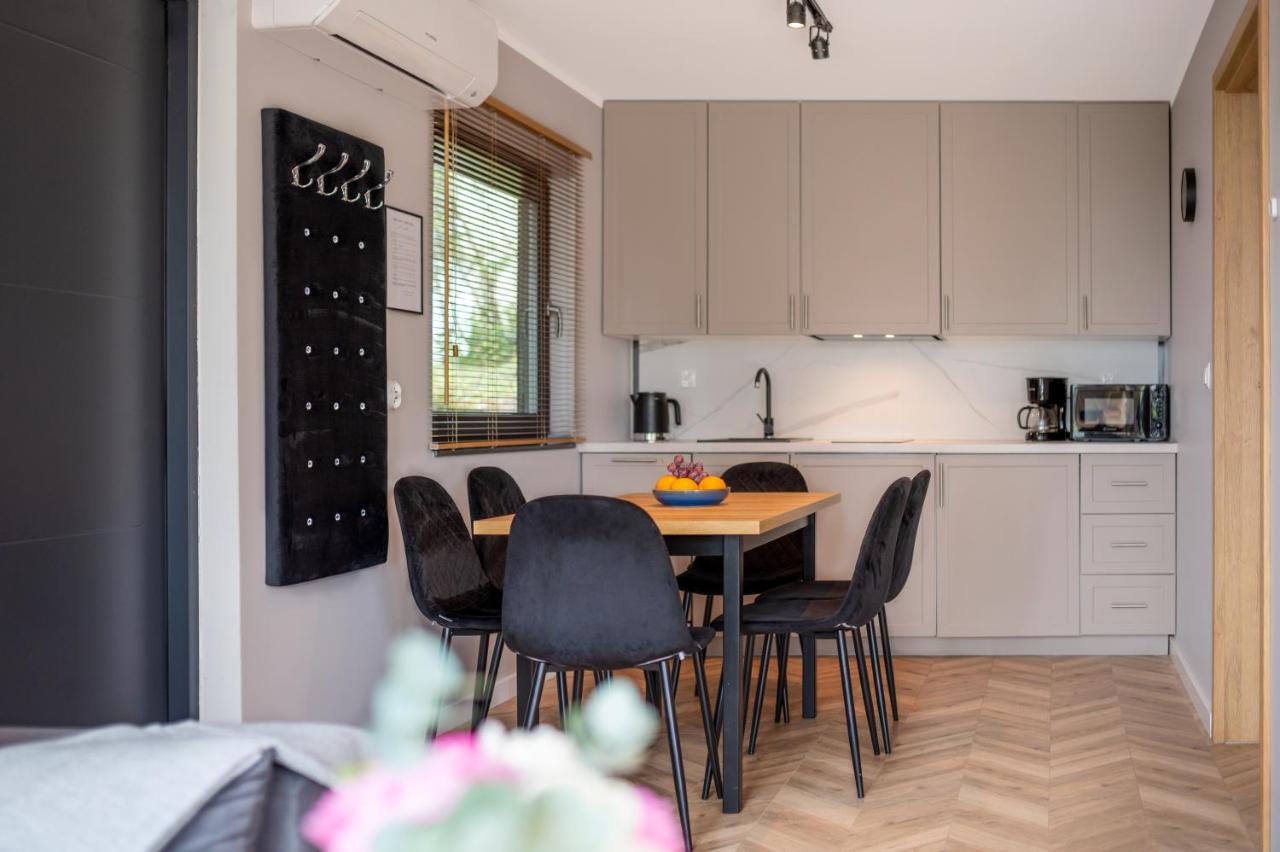Forest Hill Domki - Międzyzdroje -KLIMATYZACJA - B&B Międzyzdroje
