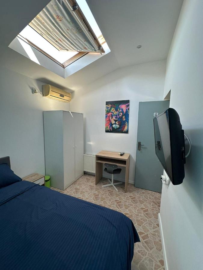 Double Room with Shared Bathroom