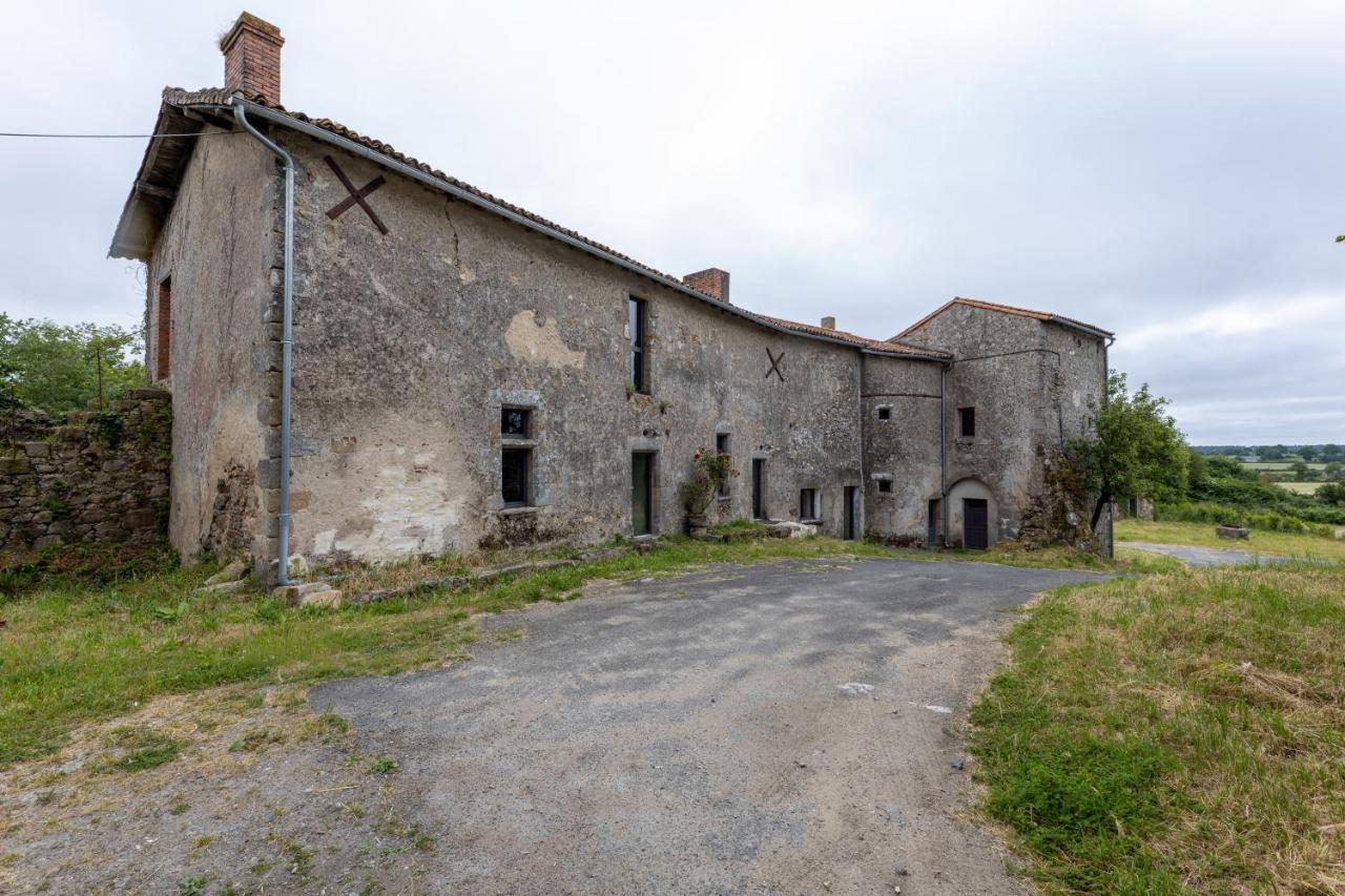 Château de Chausserais - Ferienwohnung Chiché