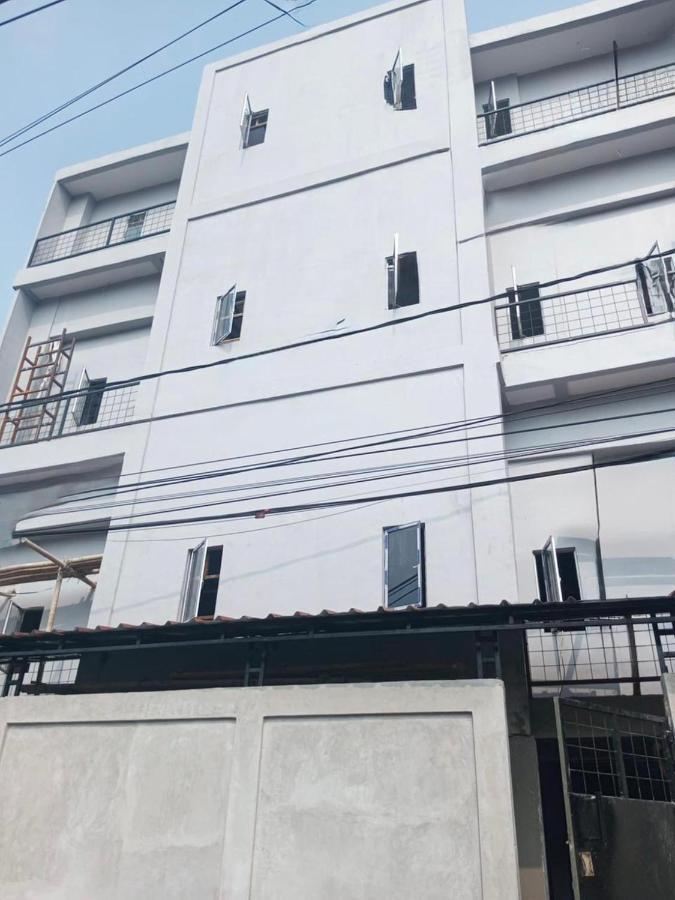 HelloRoom Fajar Baru Cengkareng Dekat PIK dan Taman Palem - Ferienwohnung Jakarta