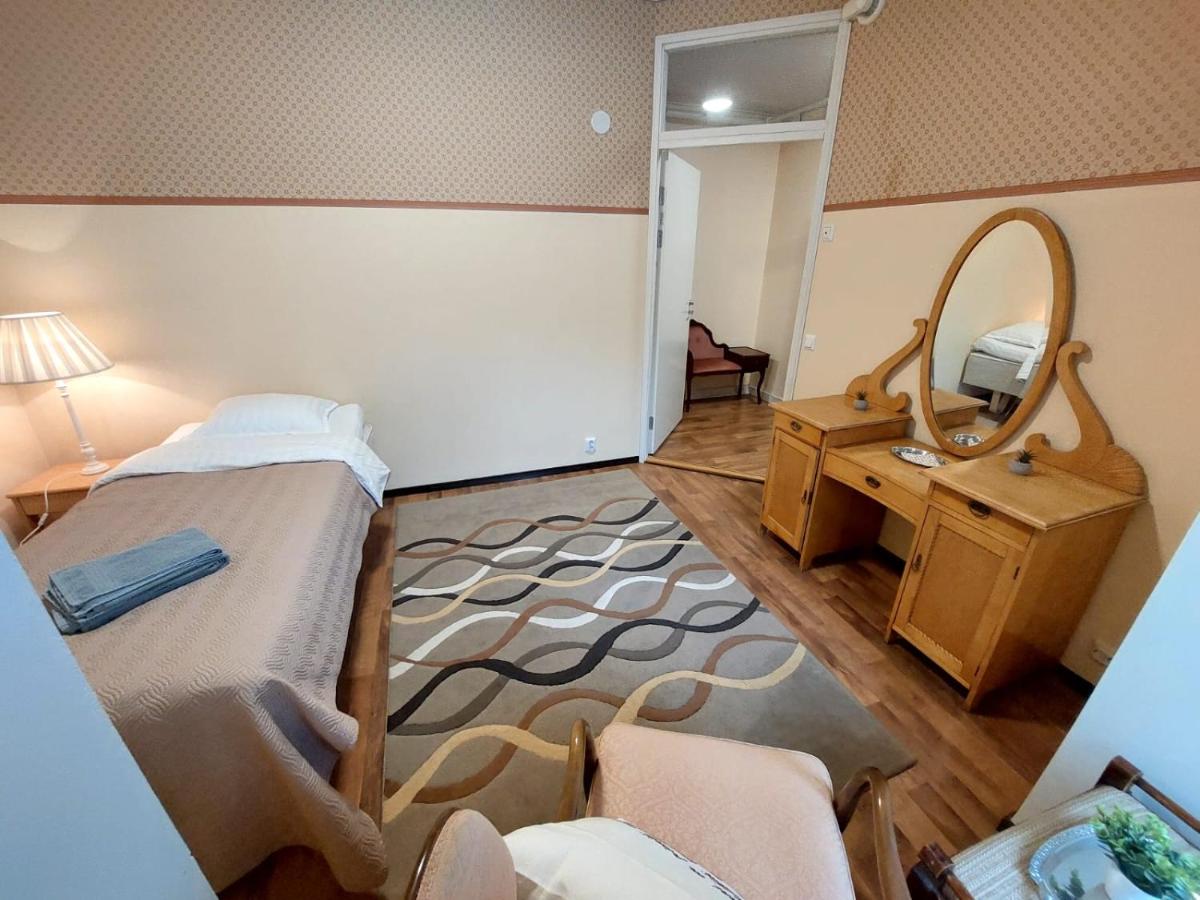 Standard Single Room with Shared Bathroom