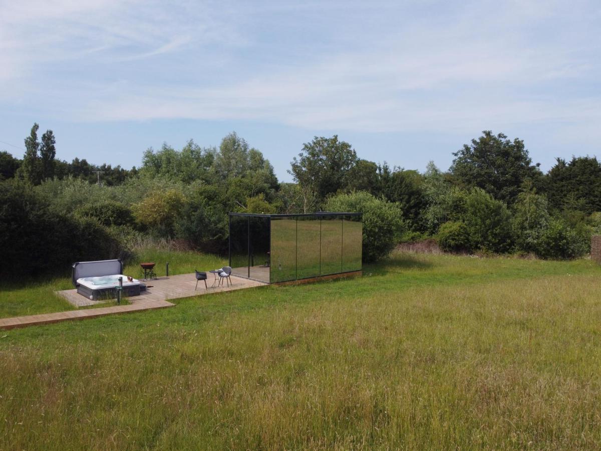 Mirror Houses Pound Farm - Meadow OOD - B&B Saxmundham