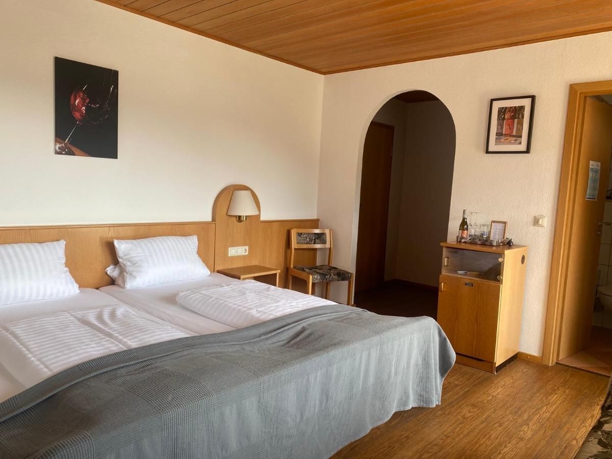 Doppelzimmer mit Balkon