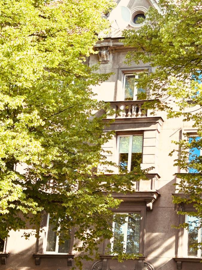 Appartement 2 Chambres de Luxe avec Balcon