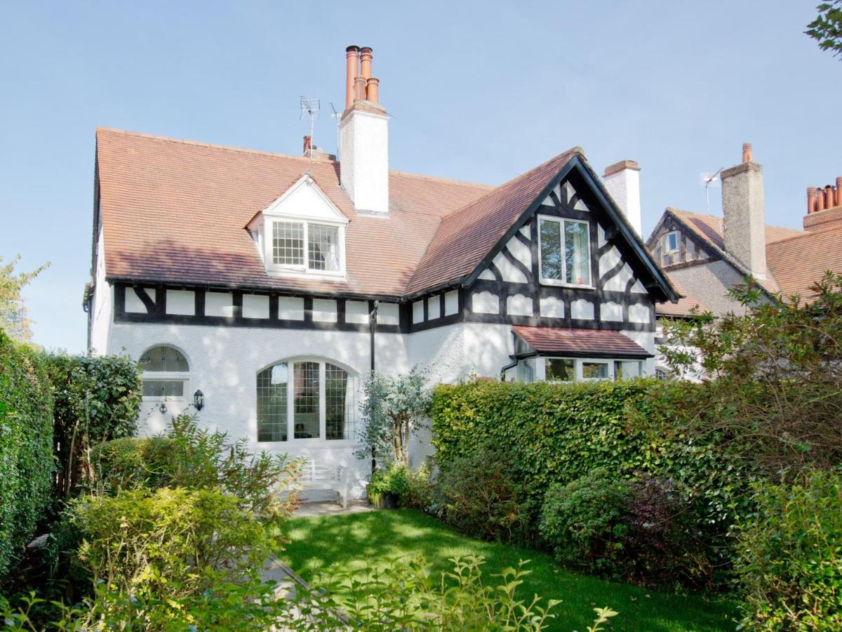 2 Bed in Harrogate 74981 - B&B