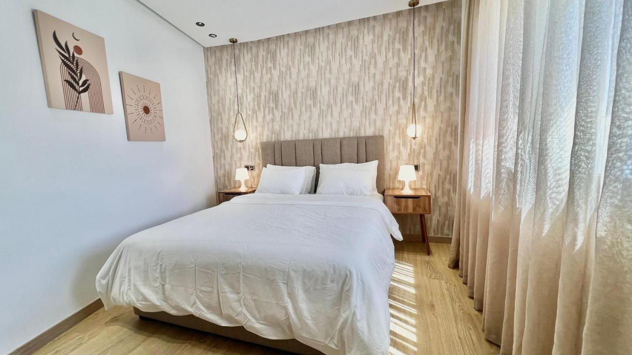 E19 Vivre Casablanca - Élégance et Emplacement Premium - B&B