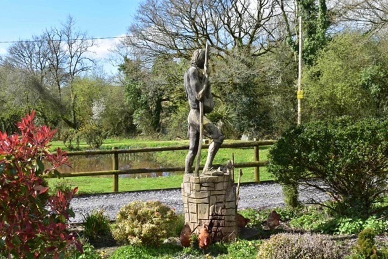 Ty Llaeth 2-Bed Cottage Sleeps 4 Pet Friendly - B&B Llanstephan