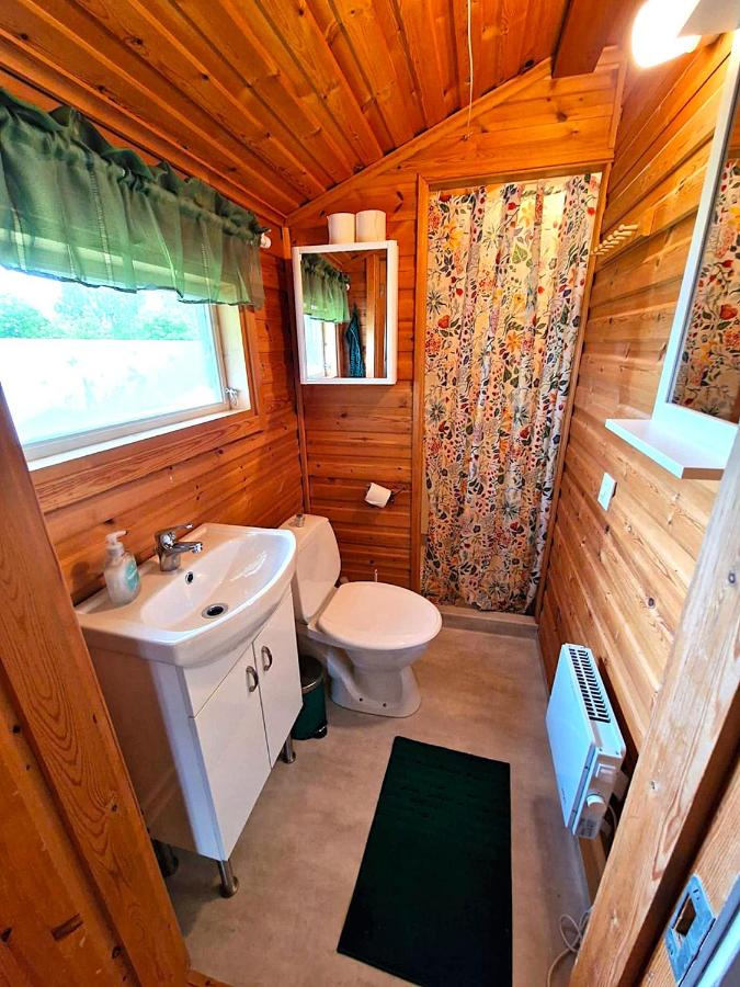 Tines stuga - B&B Krokfors