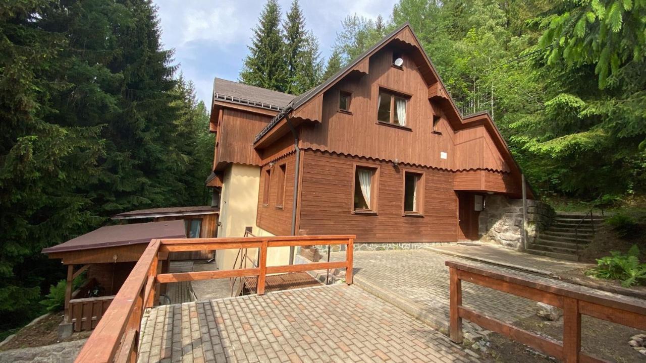 Horská Chalupa Nad Zubačkou - B&B Desná