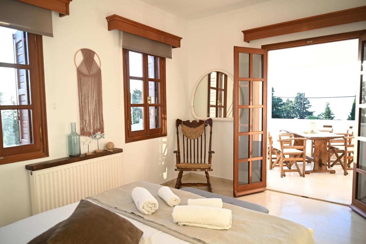 Villa Sea View Gem Steps to Zia Square Hot Tub - B&B