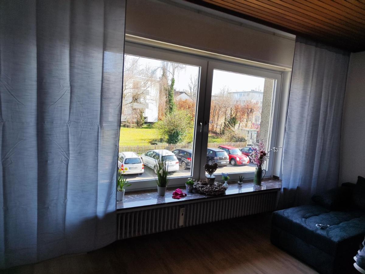 Gemütliche Wohnung mit großer Dachterrasse in sehr zentraler Lage - B&B