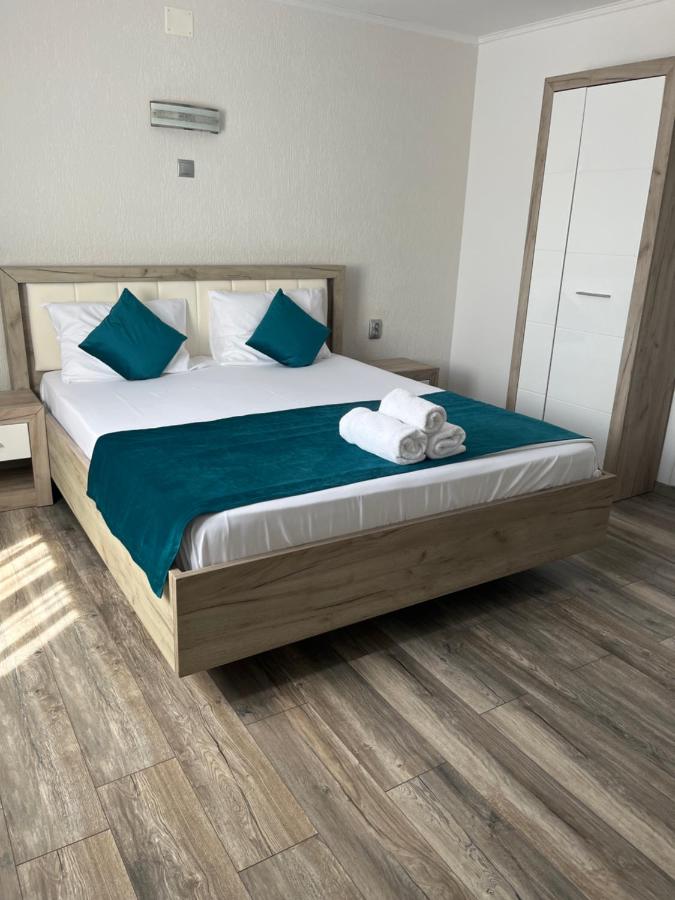 Casa Fuchsia - B&B Costineşti