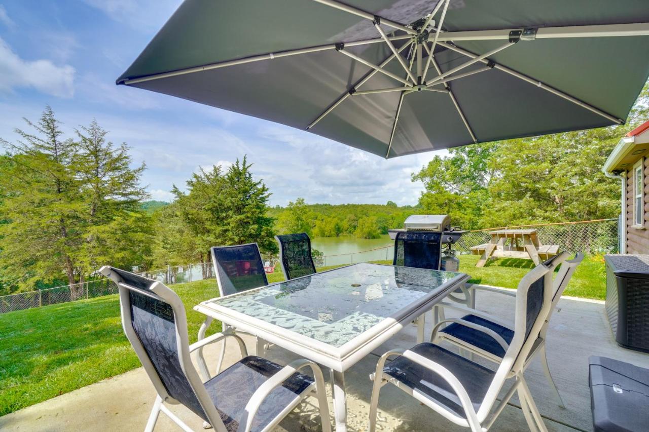 Boat Dock Pet-Friendly Douglas Lake Getaway! - Ferienwohnung Dandridge
