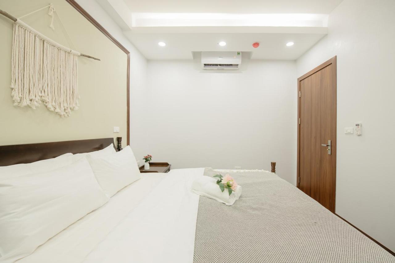 Two-Bedroom Deluxe Apartment with Balcony