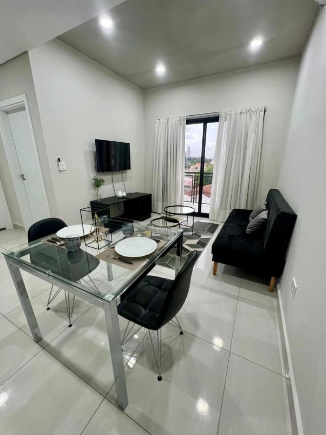 Chic 1 Bed Apt In Luque With Terrace And Pool - B&B