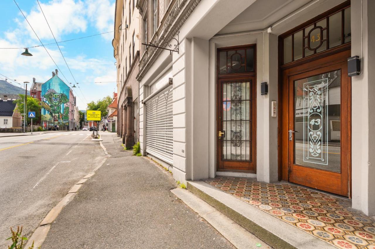 BB Apartments I 300m to Bryggen & Train Station - B&B