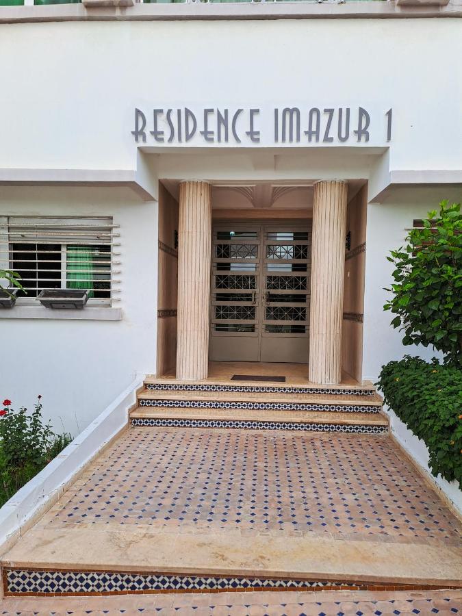 Elegant & Cosy Family Apartment - Central Location in Tanger - Fast WiFi & Netflix - B&B
