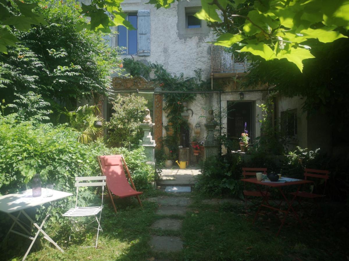 Une chambre au jardin - B&B