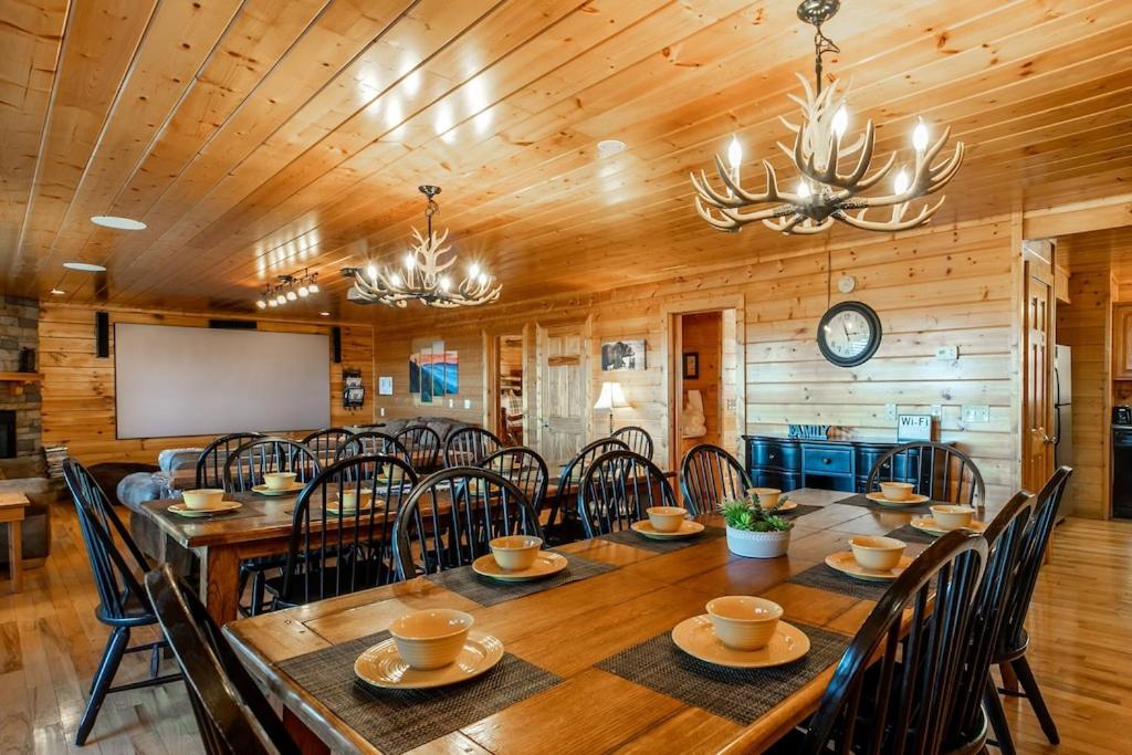 Smoky Mountain Mansion By Avada Properties - Ferienwohnung Sevierville