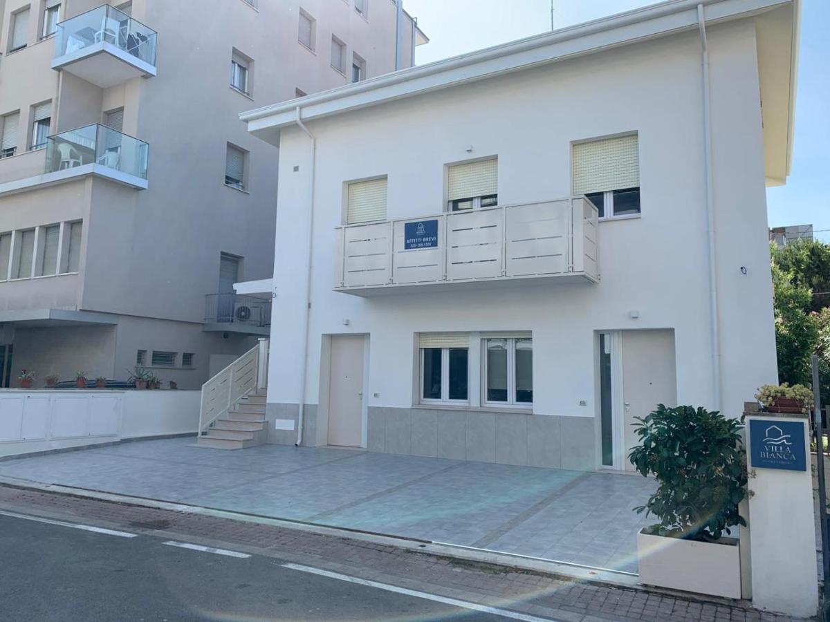 Villa Bianca Appartamenti - Ferienwohnung Rimini
