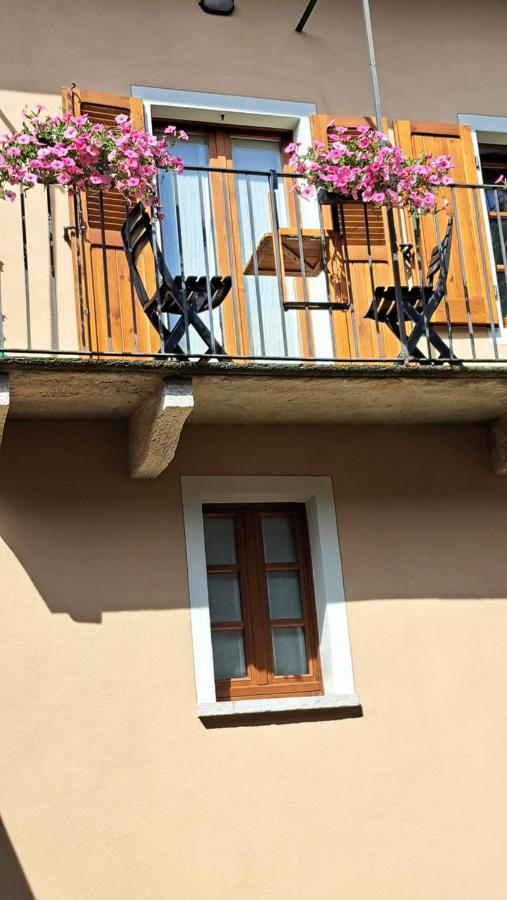 Holiday Room Gelsomino - B&B San Bernardino Verbano