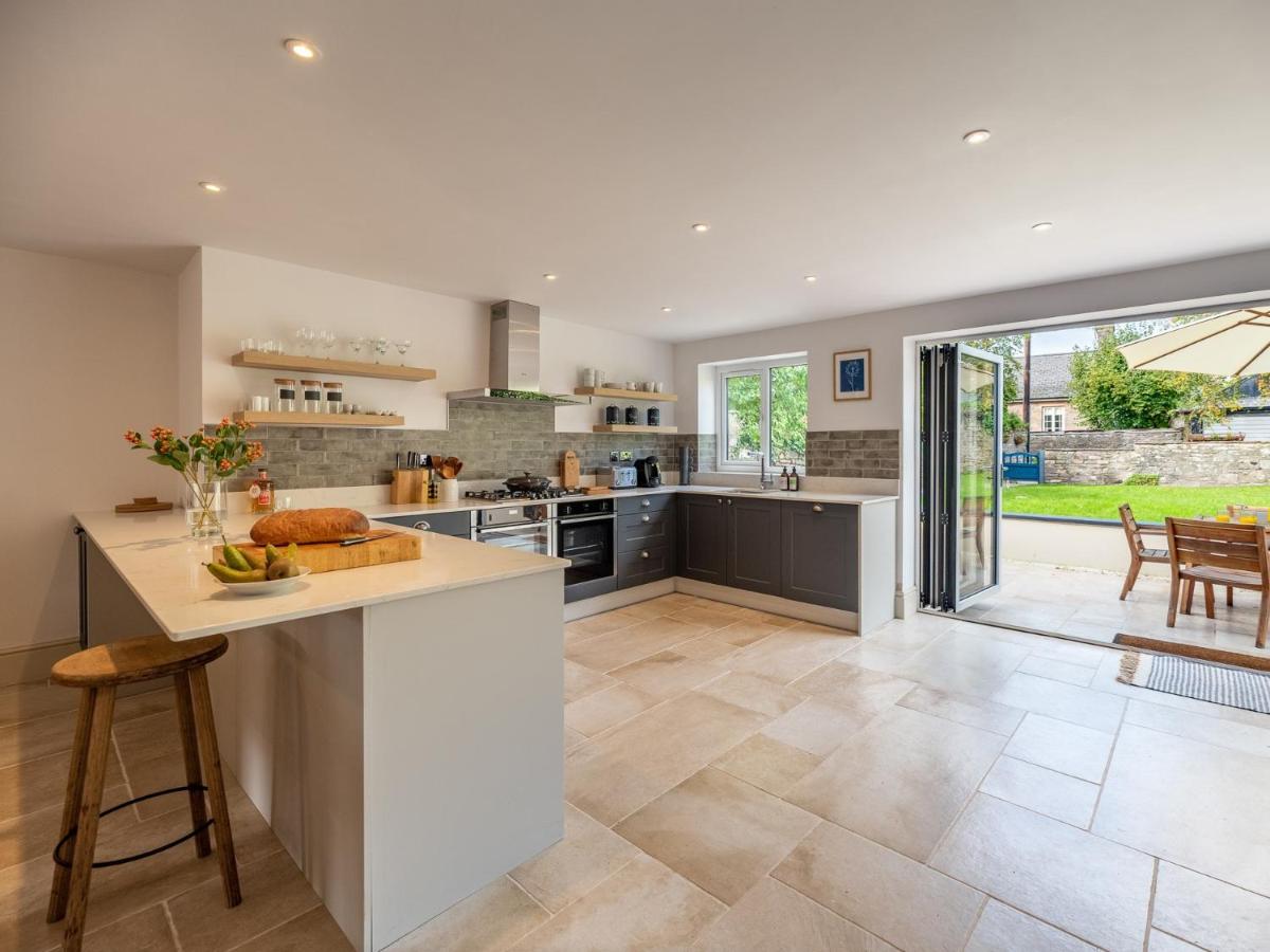 4 bed in Crickhowell 85242 - Ferienwohnung Crickhowell